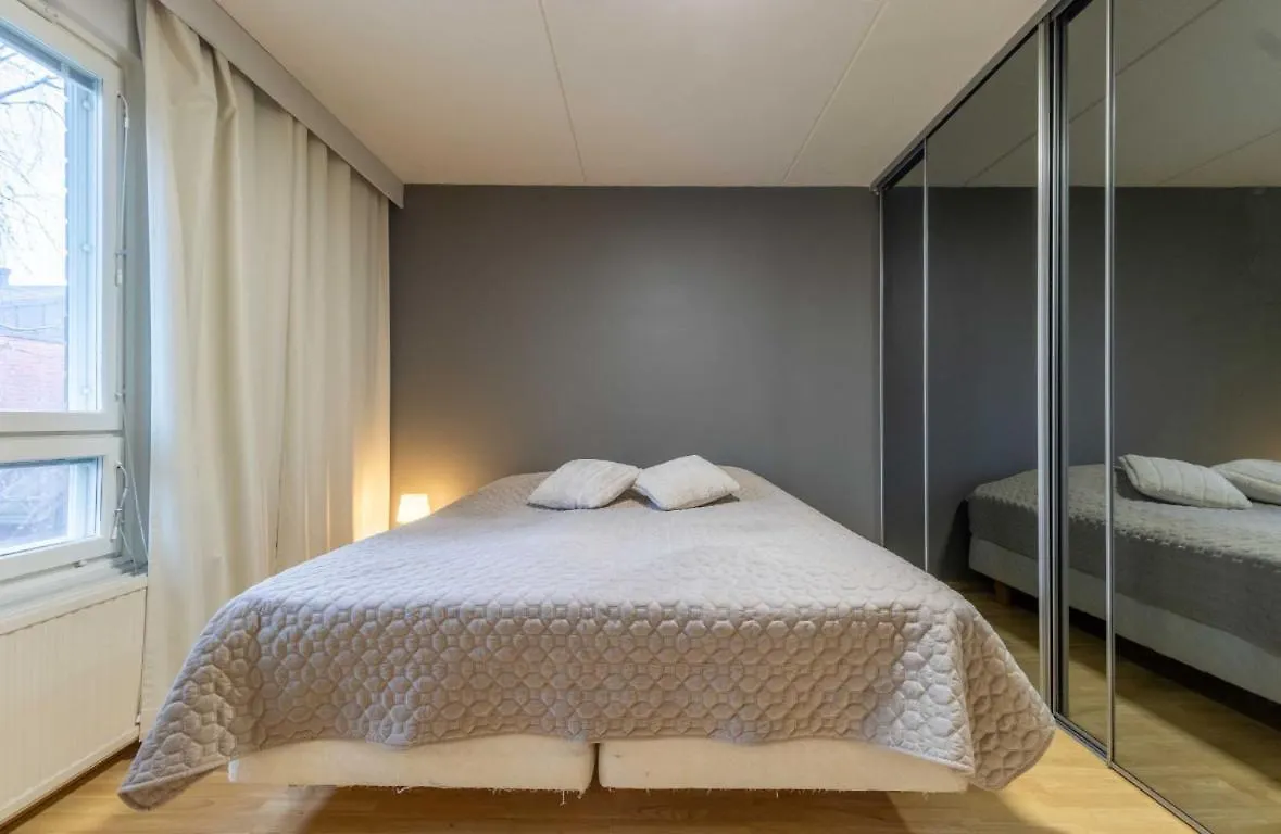 Good 3 Rooms Apartment With Free Parking & Beds For 6! Helsinki 0*,  Finland